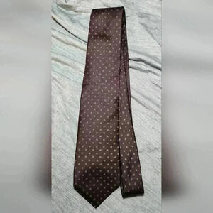 VTG Tie Shanghai Silk Research Institute Necktie 100% Silk Red W/ Yellow Dots